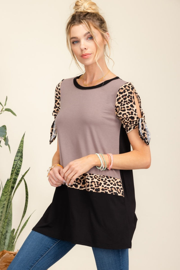 [FINAL SALE]  Bold Classics - Leopard Color-Block Tunic Top - Mocha