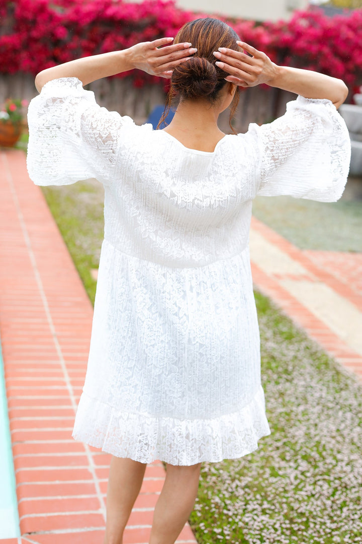 White As Snow - Pleated Lace Dress