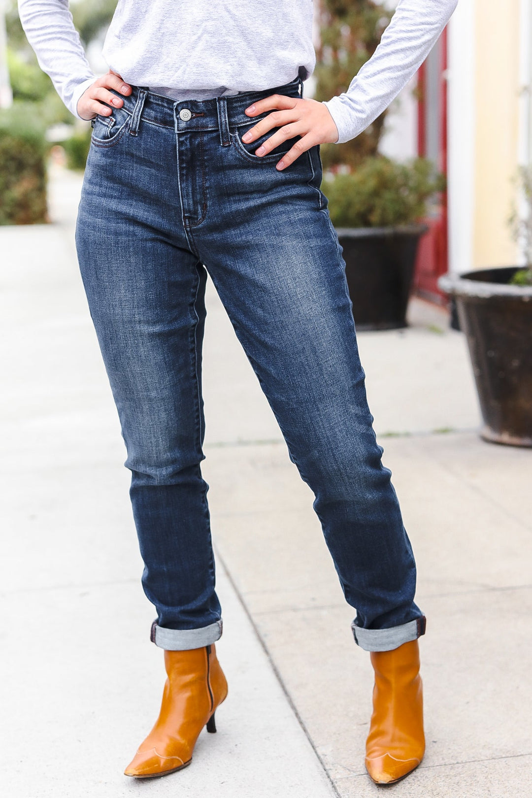 Dark-Wash Mid-Rise Cuffed Slim-Fit Jeans