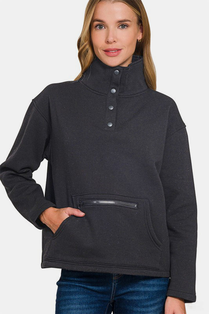 Plush Comfort Turtleneck Fleece Sweatshirt - Black