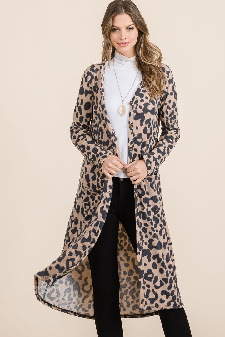 Bold & Striking - Leopard Cardigan