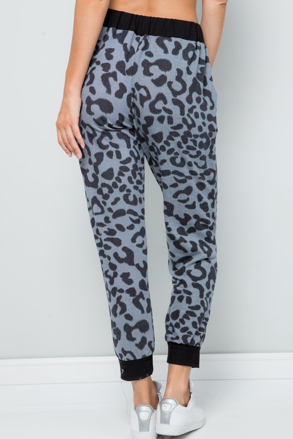 Cozy Days - Grey Leopard-Print Joggers/Sweatpants