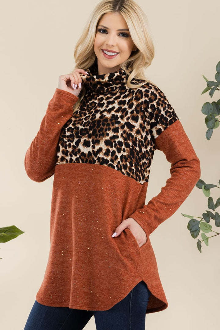 Make A Move - Leopard Turtleneck Top