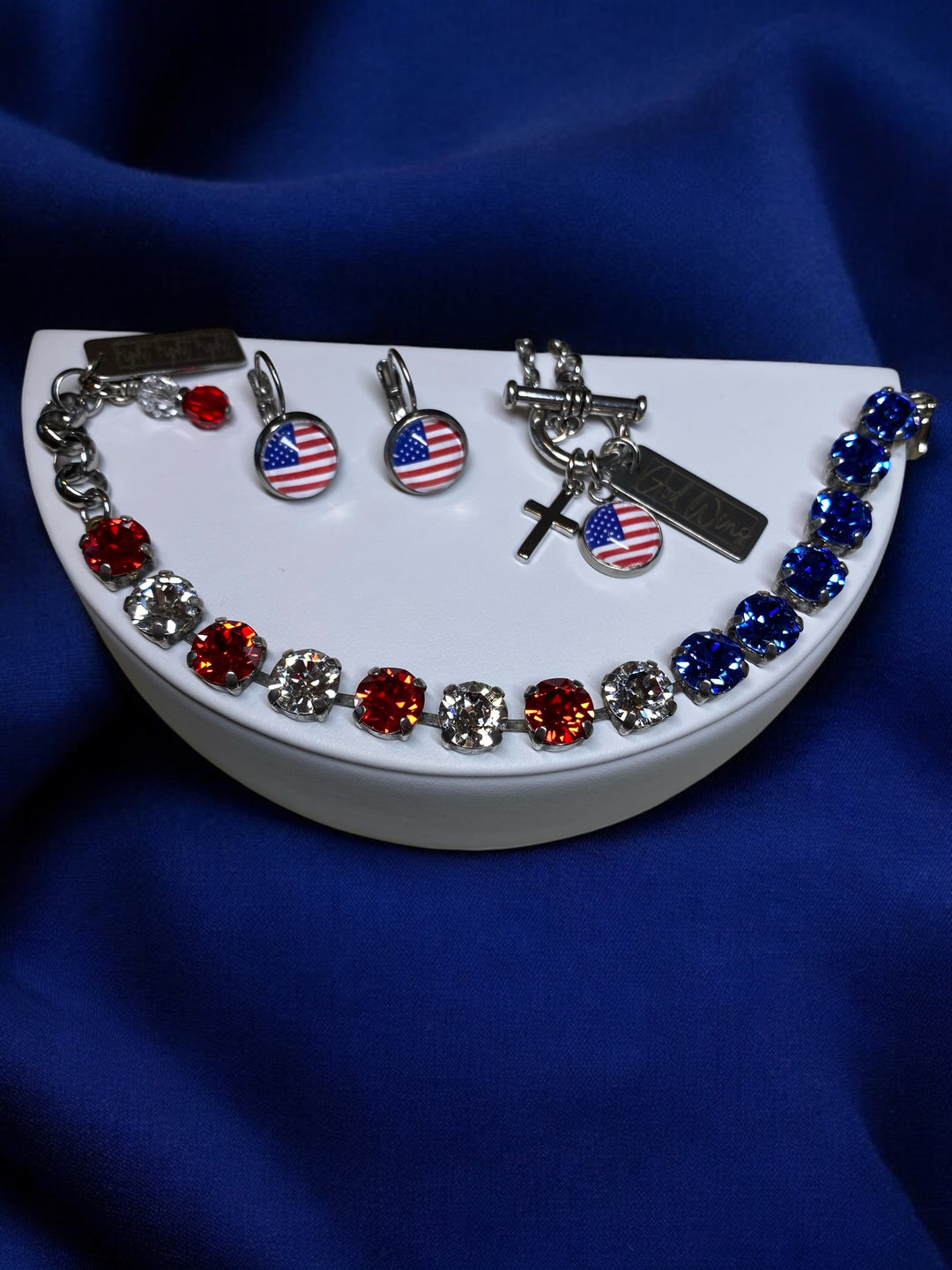 God Wins - American Flag Cross Charms Toggle Necklace