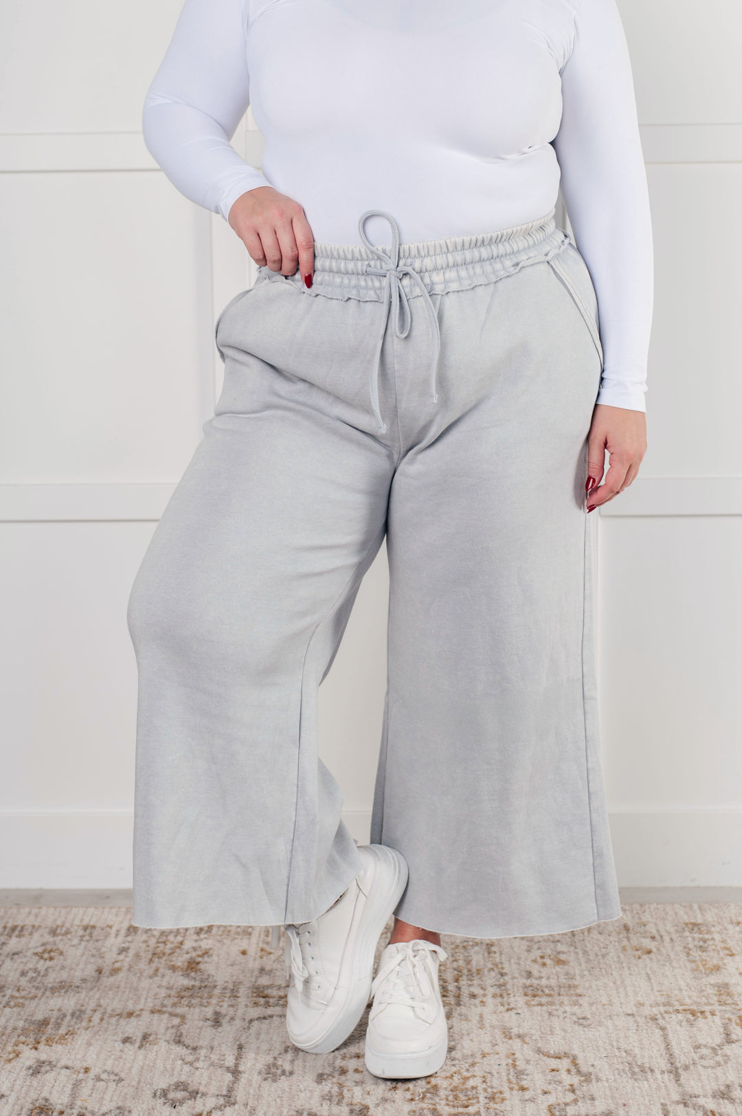 Cozy In Style - Wide-Leg Cropped Pants - Light Grey