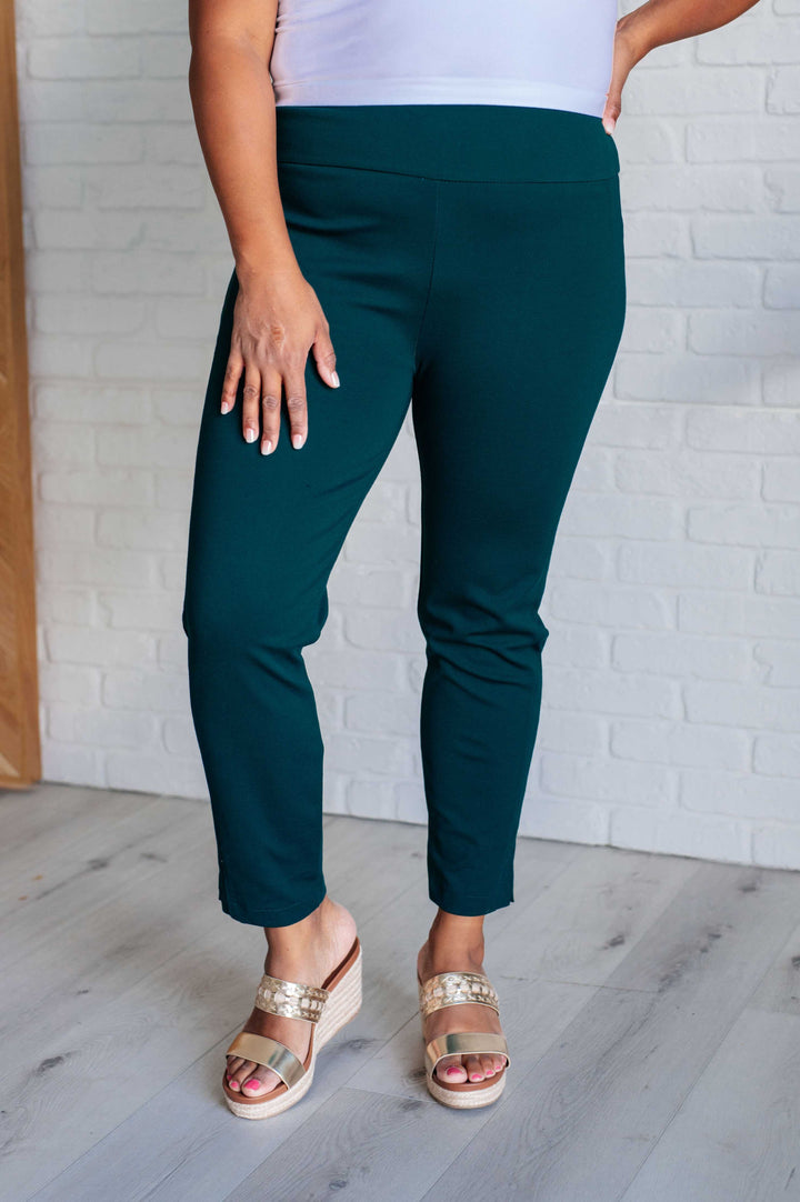 Magic Skinny Ankle Crop Pants - Hunter Green