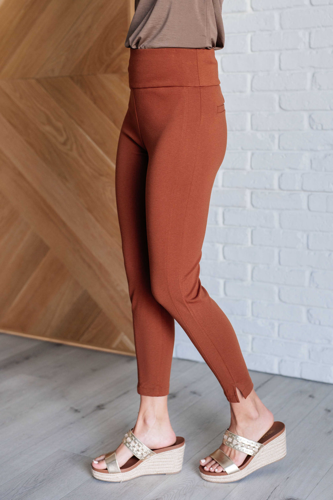 Magic Ankle Crop Skinny Pants - Rust