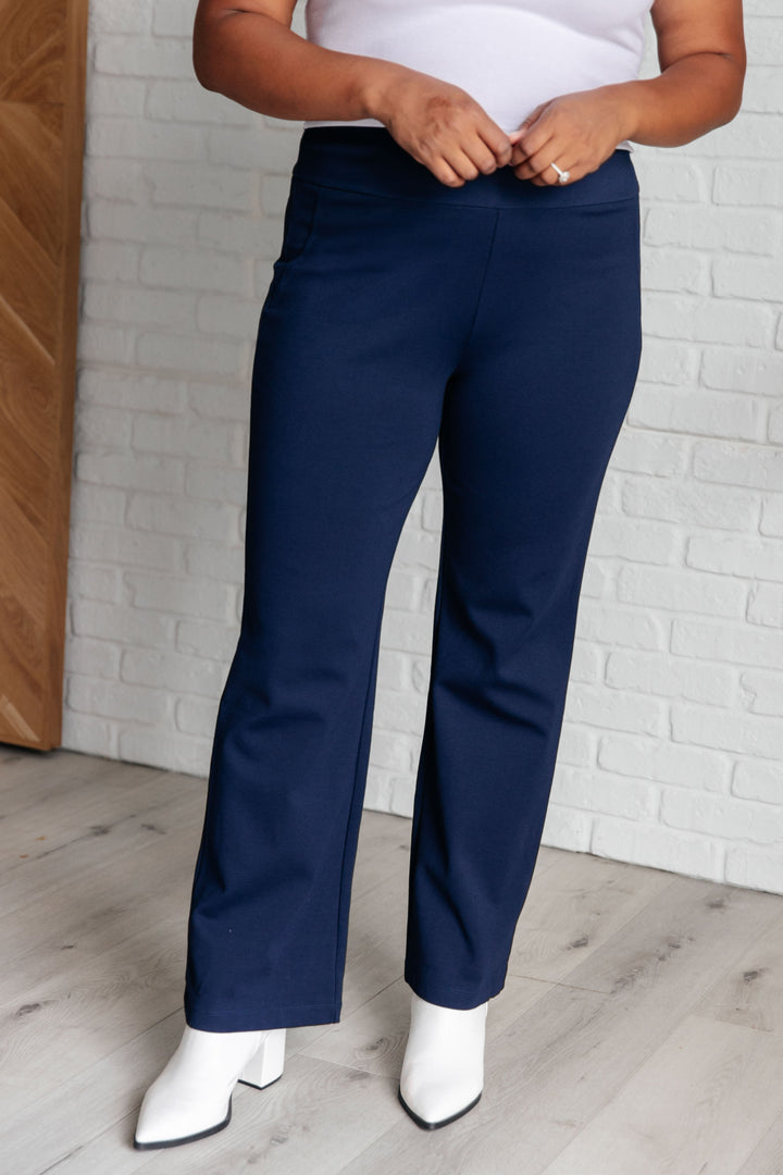 [FINAL SALE]   Magic Straight Pants - Navy