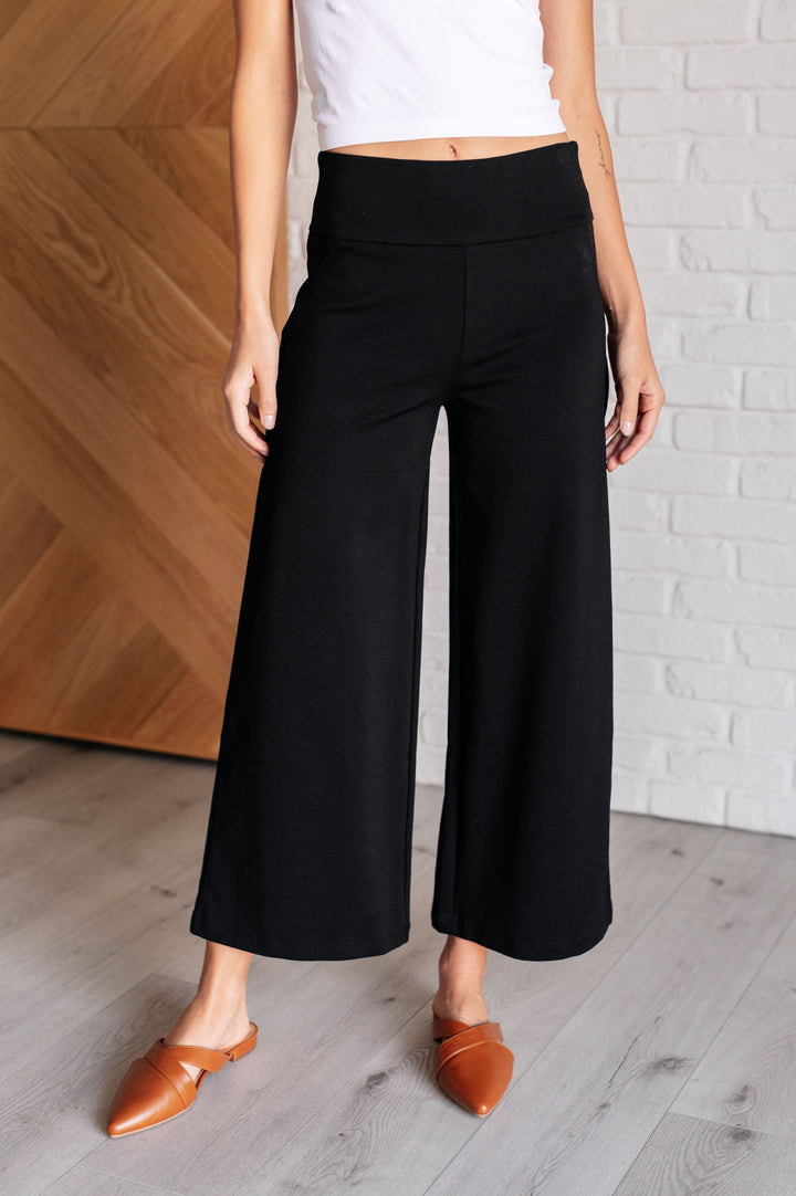 Magic Wide-Leg Crop Pants - Black