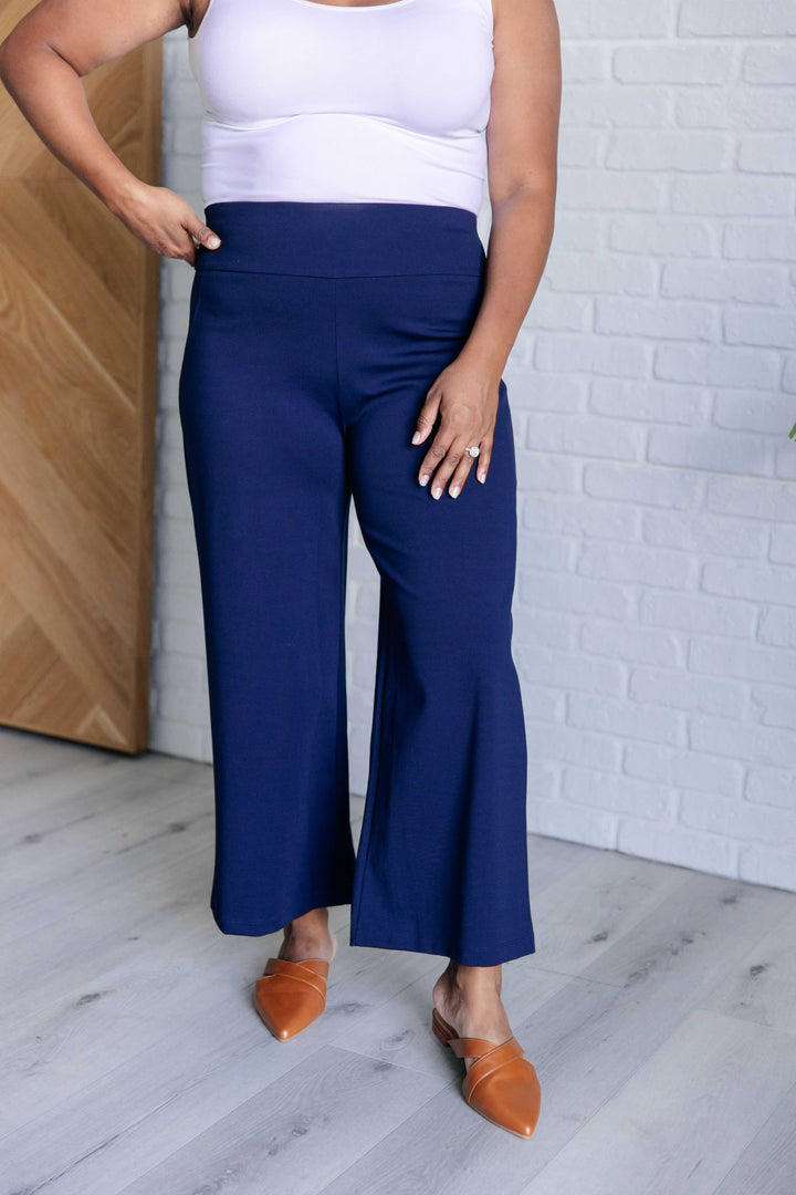 Magic Wide-Leg Crop Pants - Navy