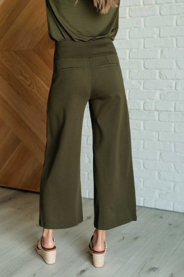 Magic Wide-Leg Crop Pants in Olive