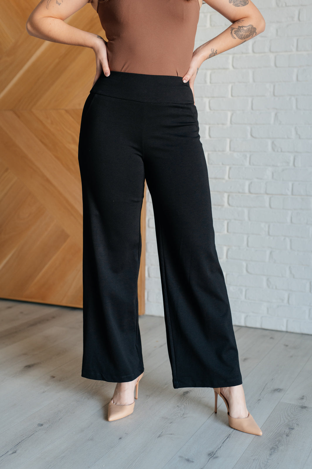 Magic Wide-Leg Pants - Black