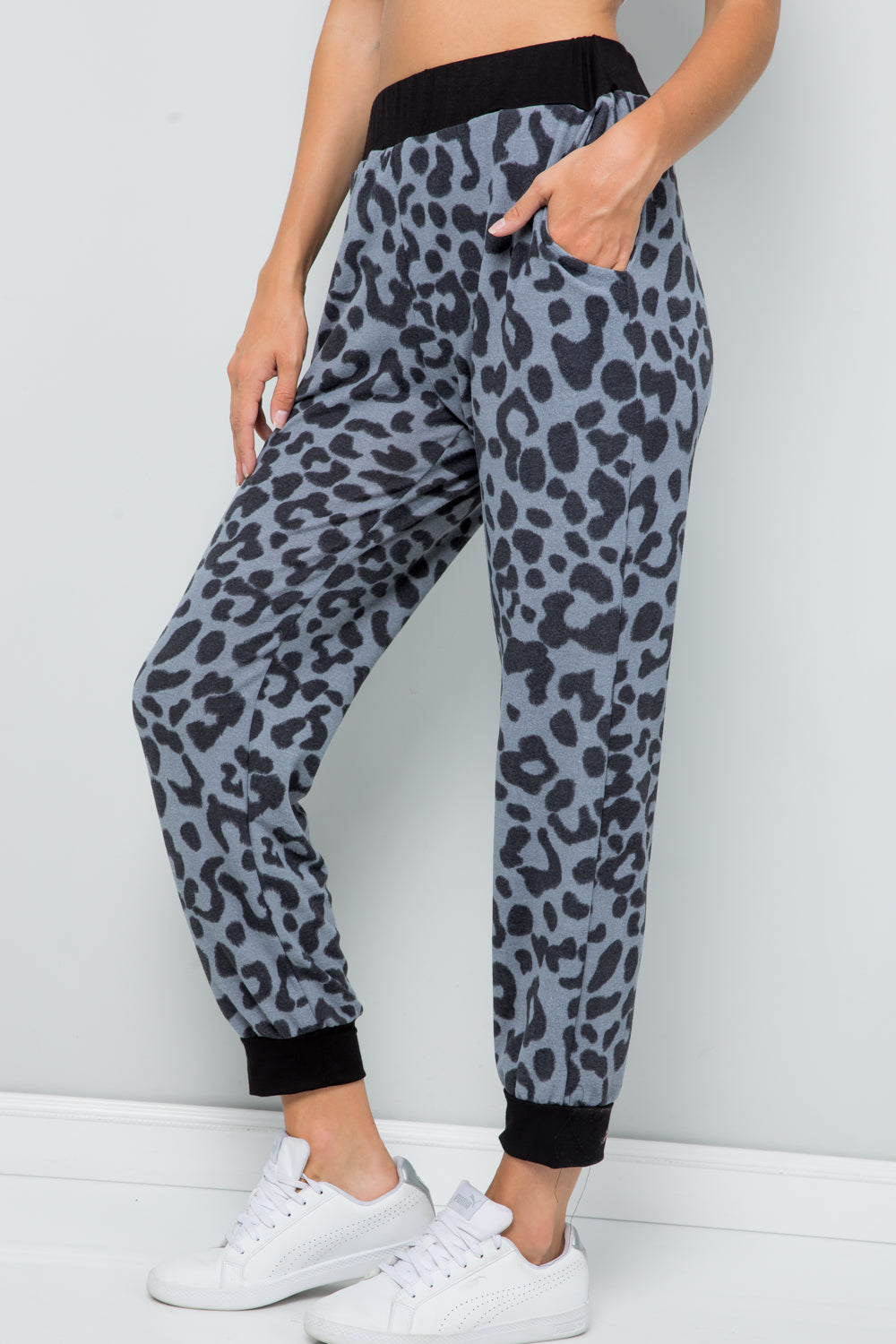 Cozy Days - Grey Leopard-Print Joggers/Sweatpants